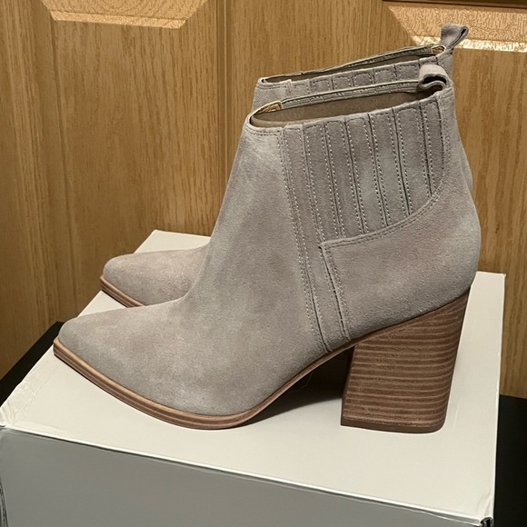 Marc Fisher LTD Orlanda Medium Gray Bootie Size 10 Western Suede Leather New IB - Picture 5 of 16